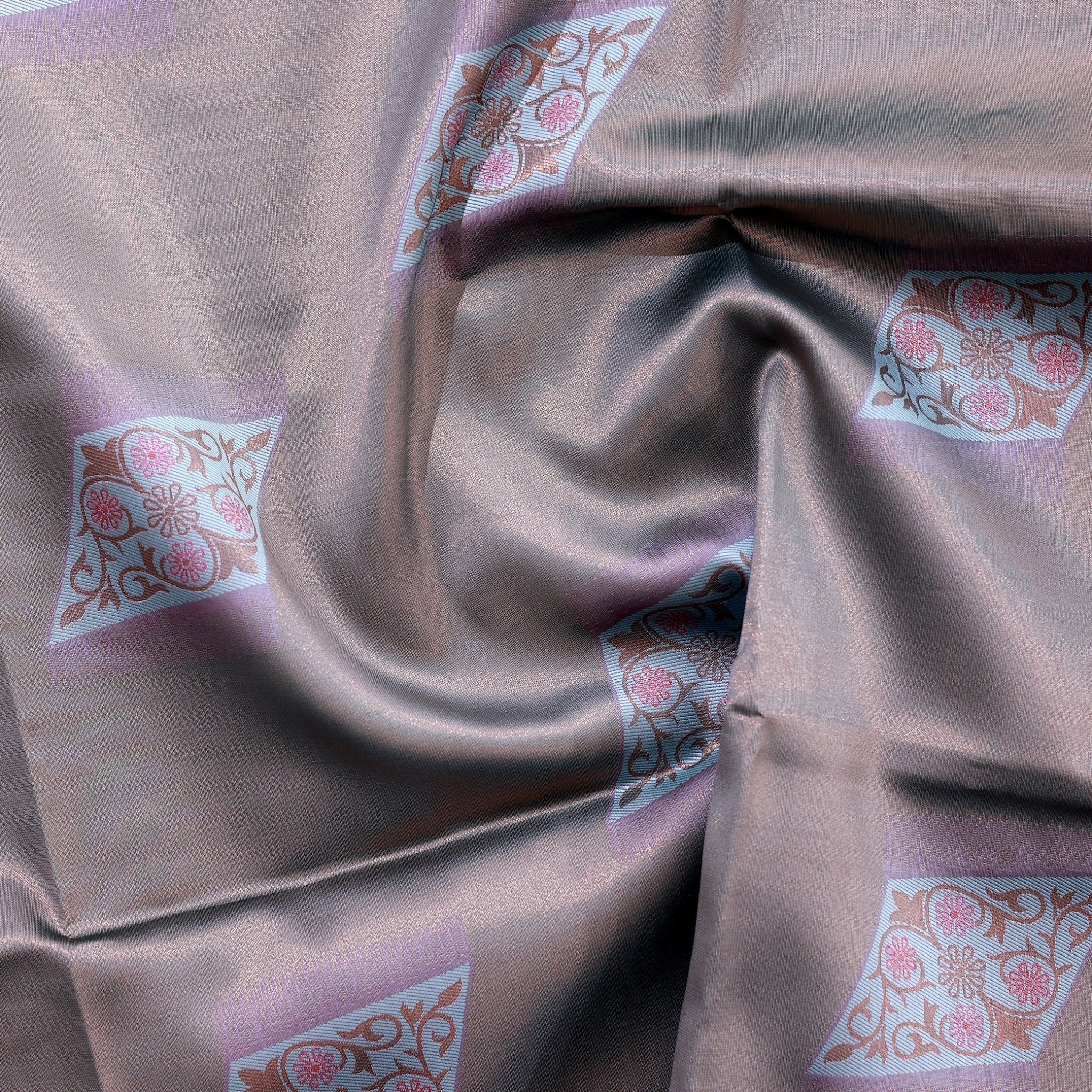 Grey with Copper with Maroon Border Kubera Silk Saree - Thenianantham