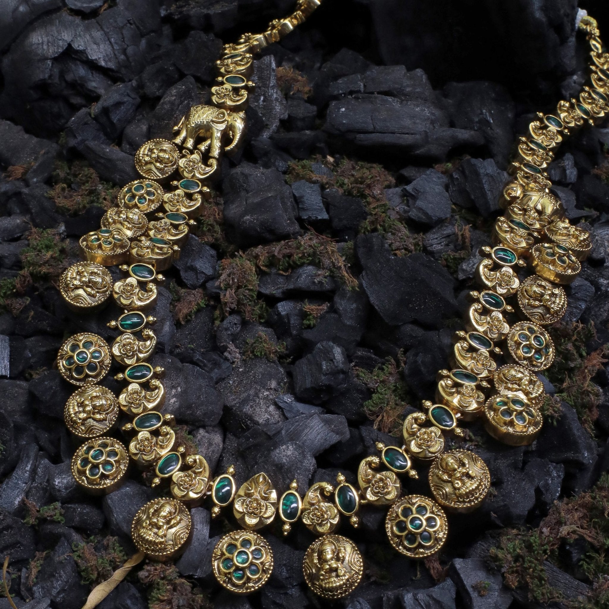 Lakshmi Coin aaram with a pair of jhumkas - Thenianantham
