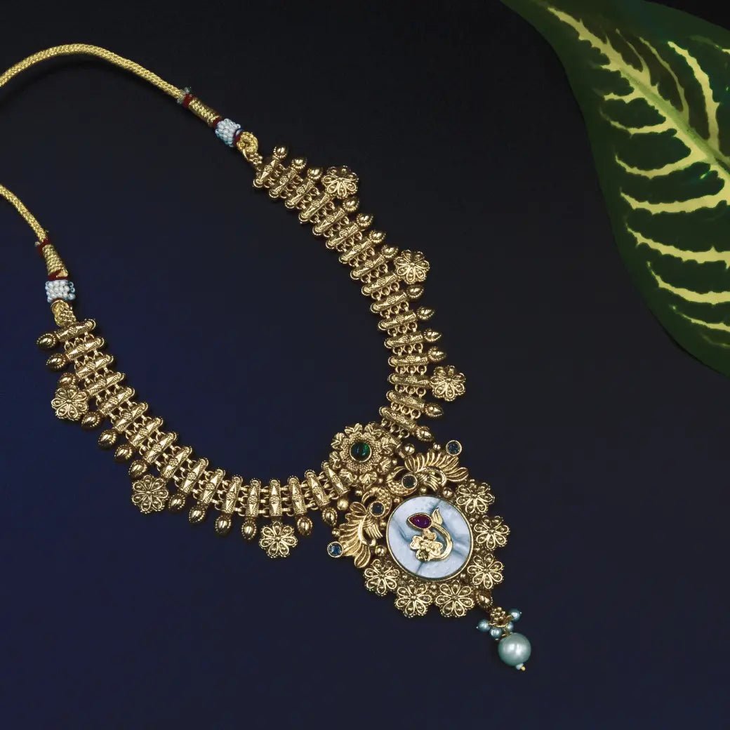 Antique necklace with stone work - Thenianantham
