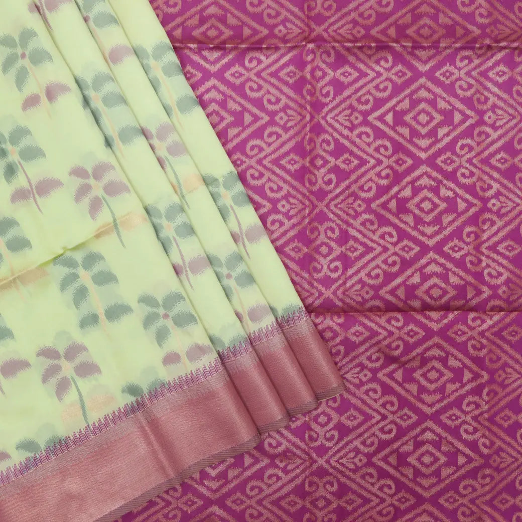 Light Yellow With Magenta Pochampally Semi Ikat Silk Saree