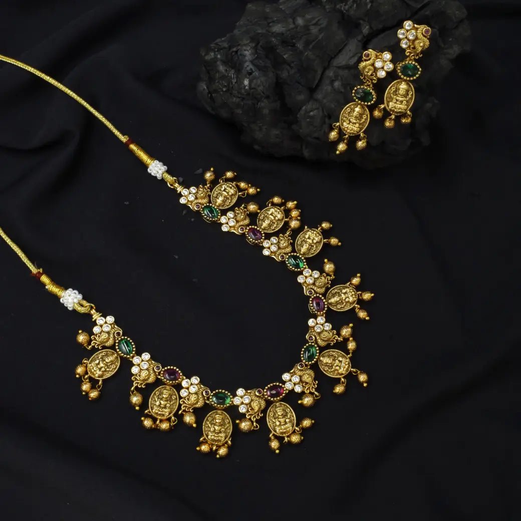 Antique necklace with earrings and kemp like stones - Thenianantham
