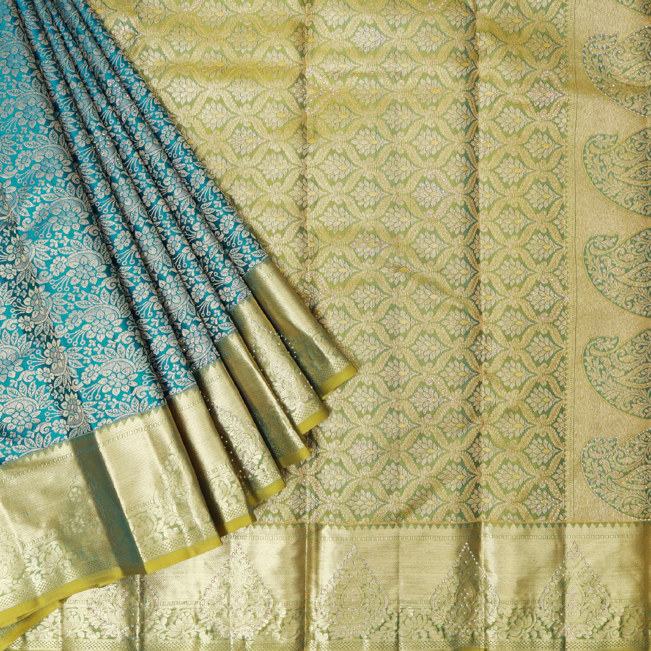 Turquoise blue colour pure Kanchipuram silk saree