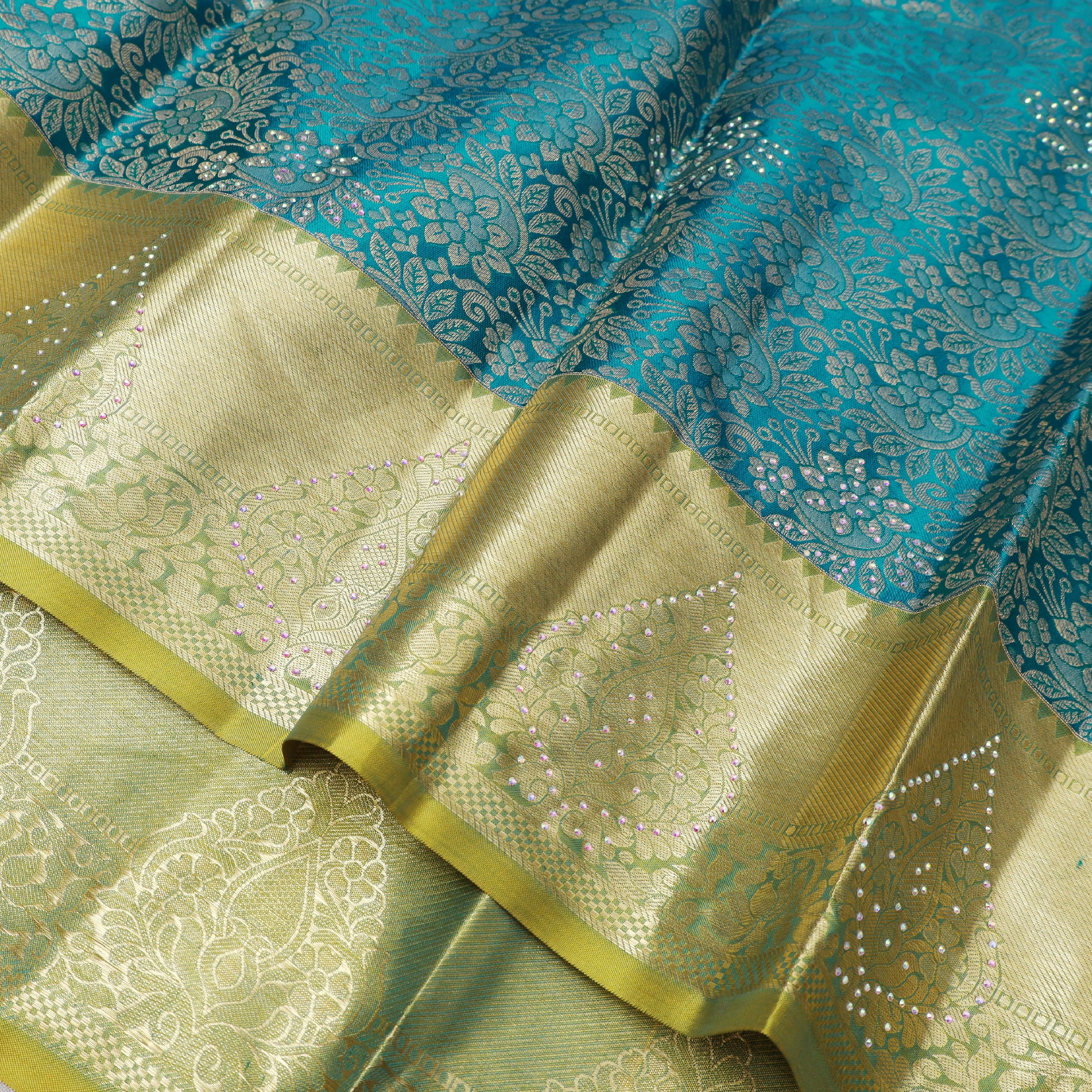 Turquoise blue colour pure Kanchipuram silk saree