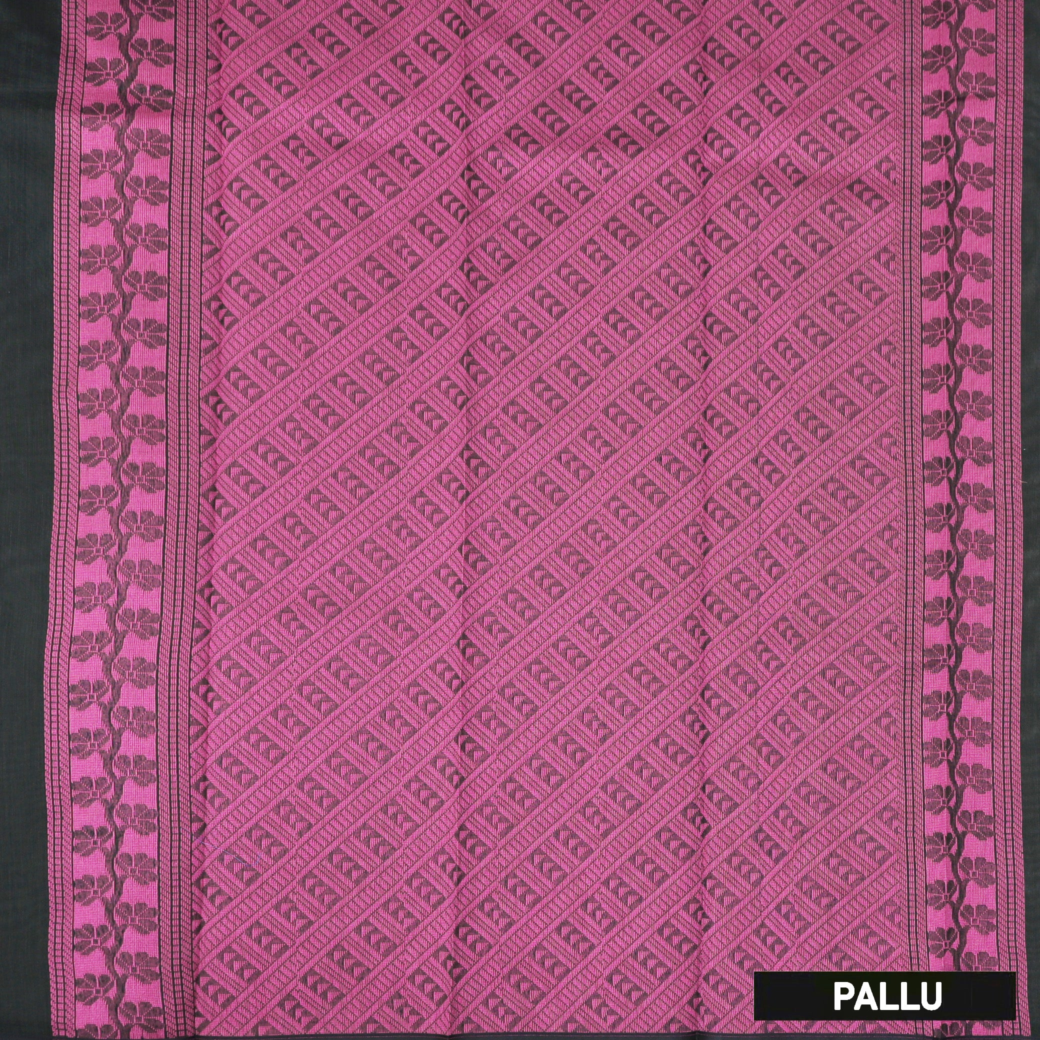 Block With Pink Silk Cotton Saree Without Border