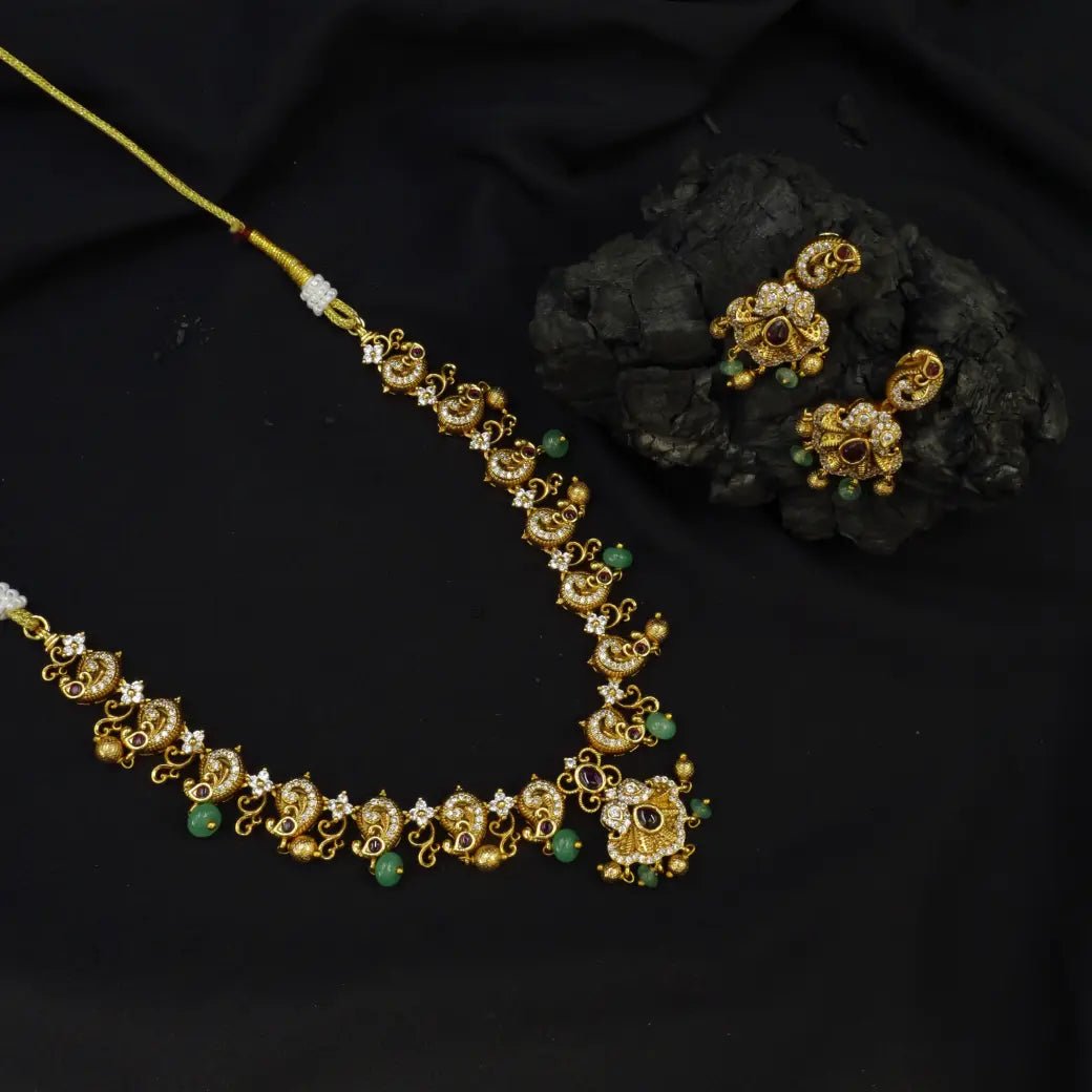 Antique necklace with green beads and earrings set - Thenianantham