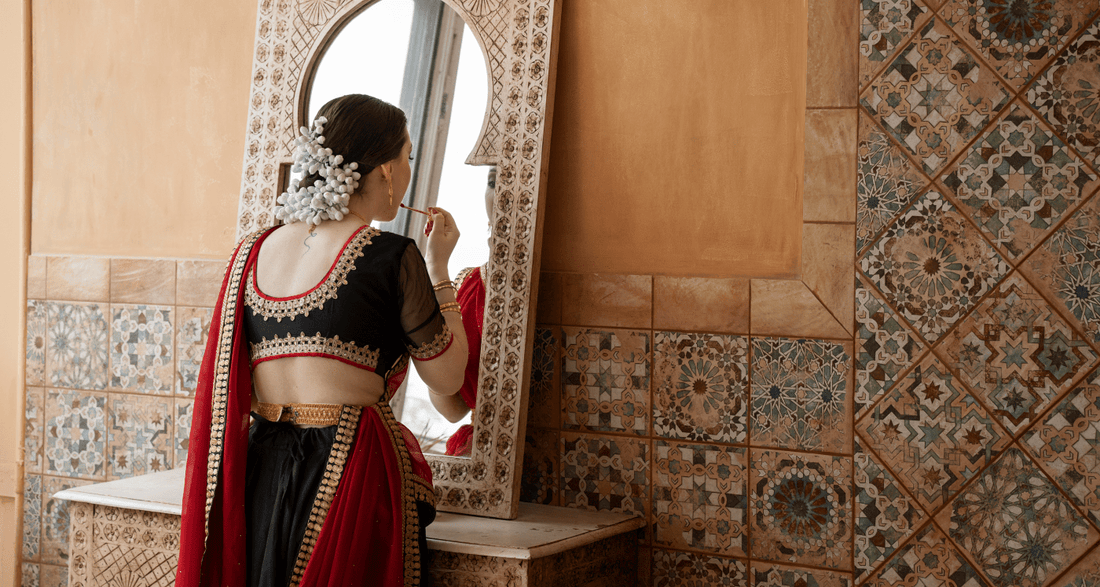5 Trending Blouse Designs by Theni Anantham for Evening Parties - Thenianantham
