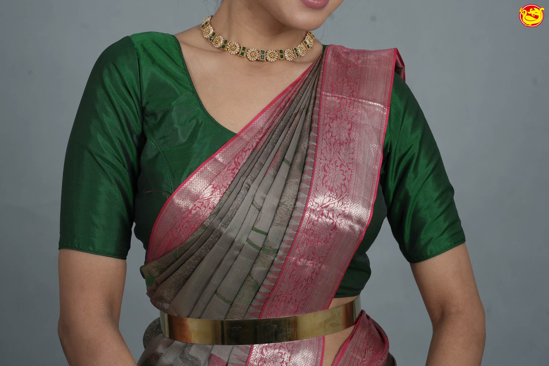 Grey with pink pure silk saree with woven lotus motifs in a raising pattern