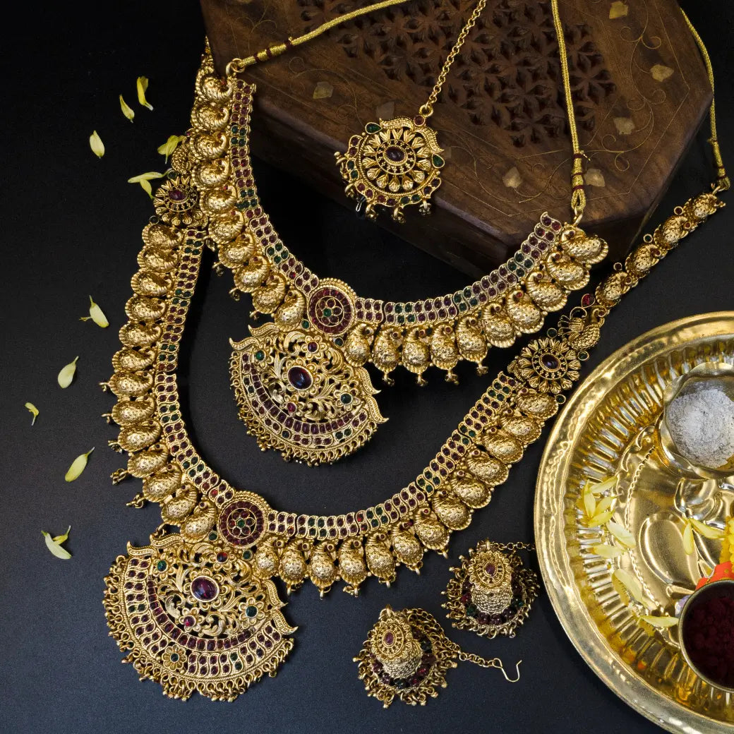 Antique Jewellery set