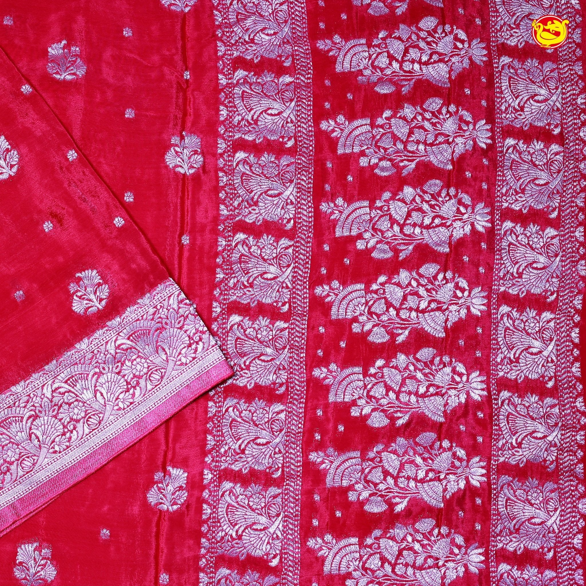 Candy Pink Buttas Silver Zari Rich Pallu with Floral Border Georgette Saree