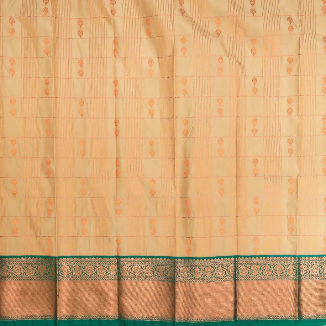 Sandal with Green Art Silk Saree