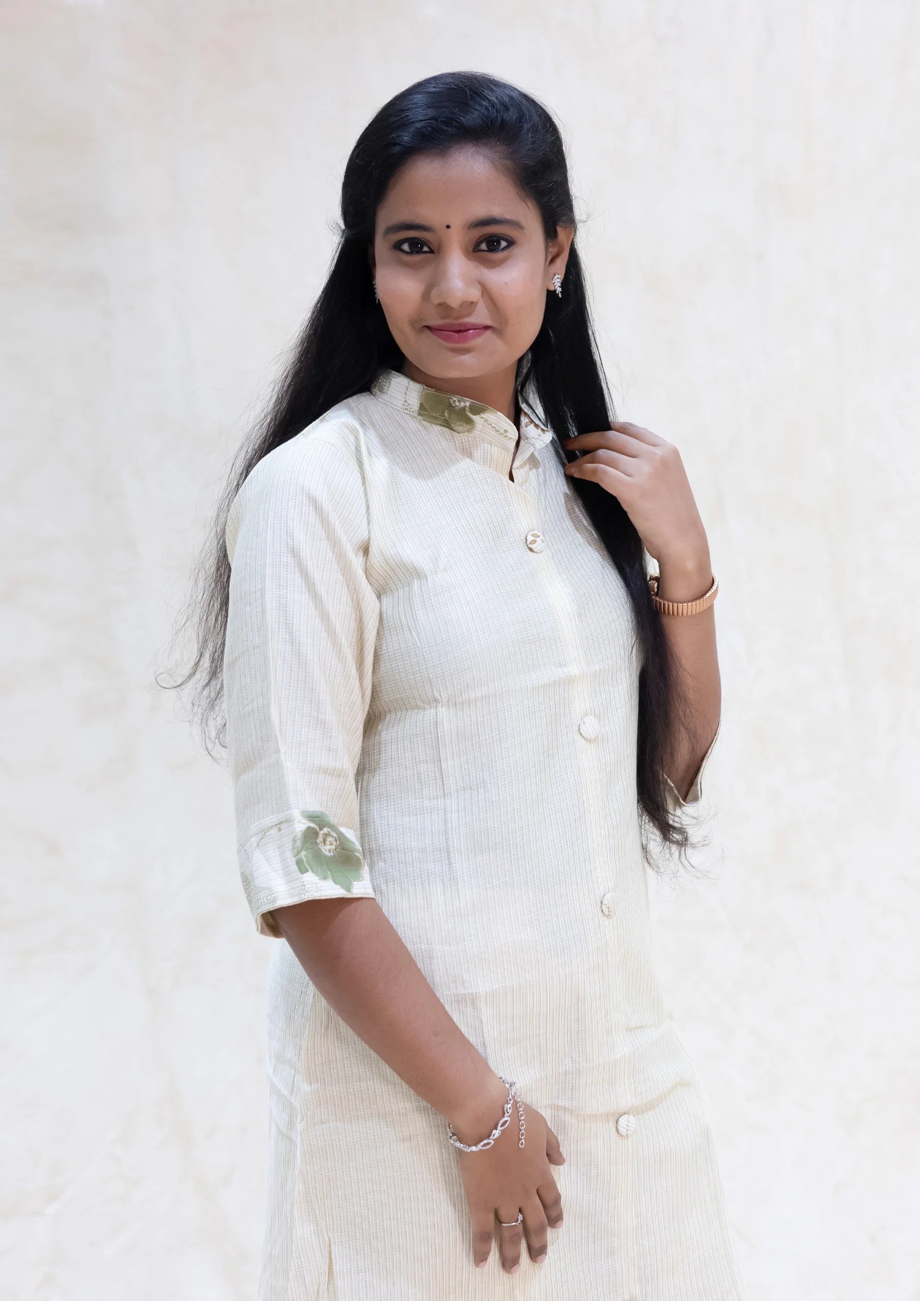 Aadhira- off-white Ladies Branded Co-ord-set Readymade