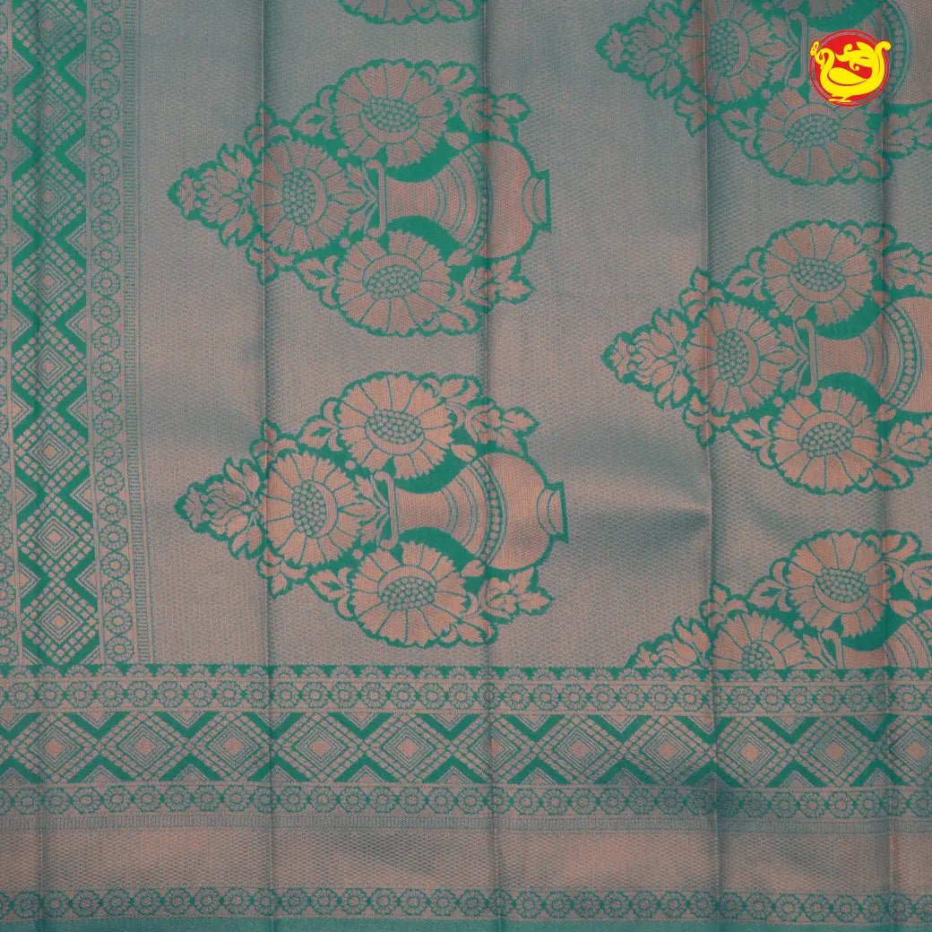 Light Ice blue with Green Kubera Pattu Saree - Thenianantham