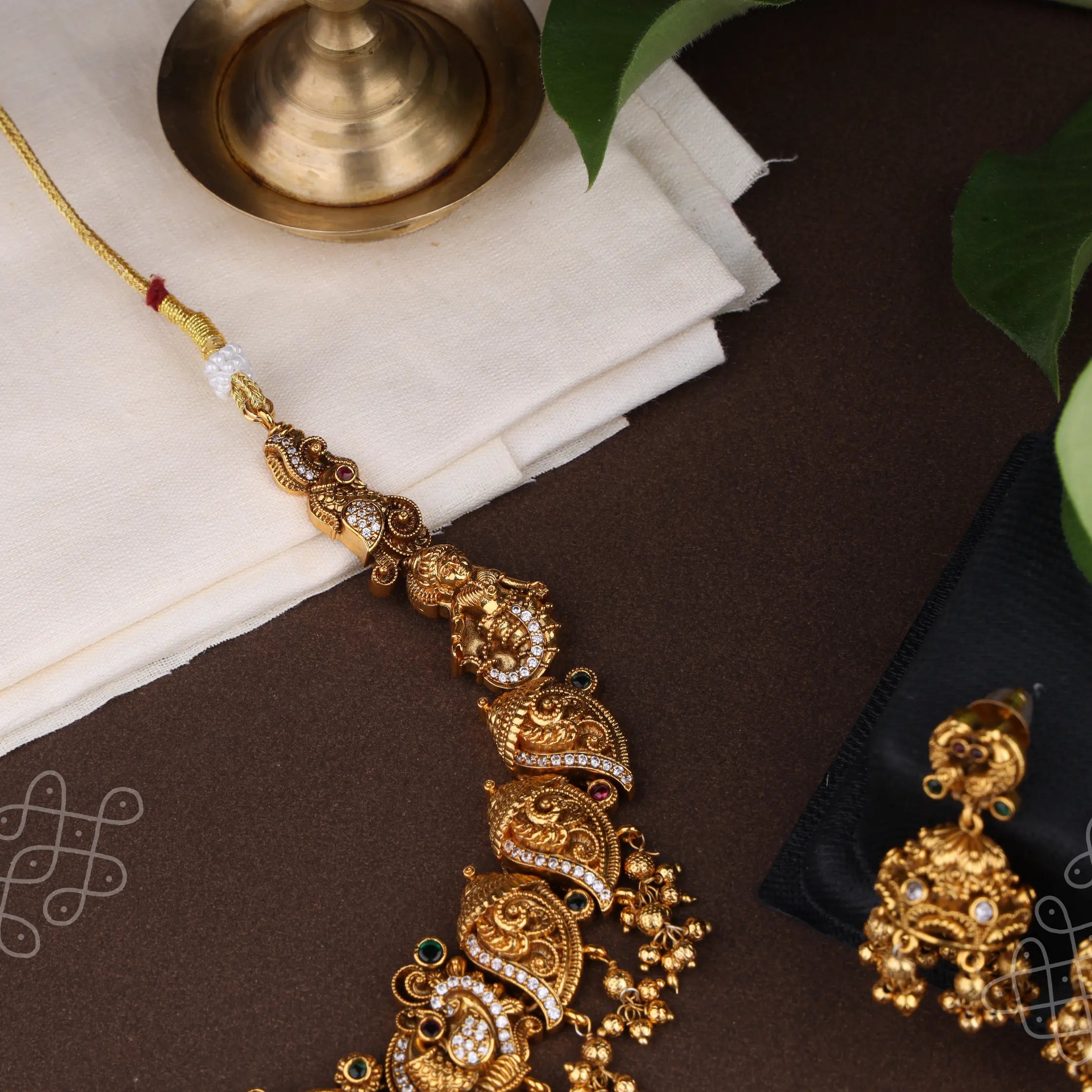 Antique sangu necklace with jhumkas