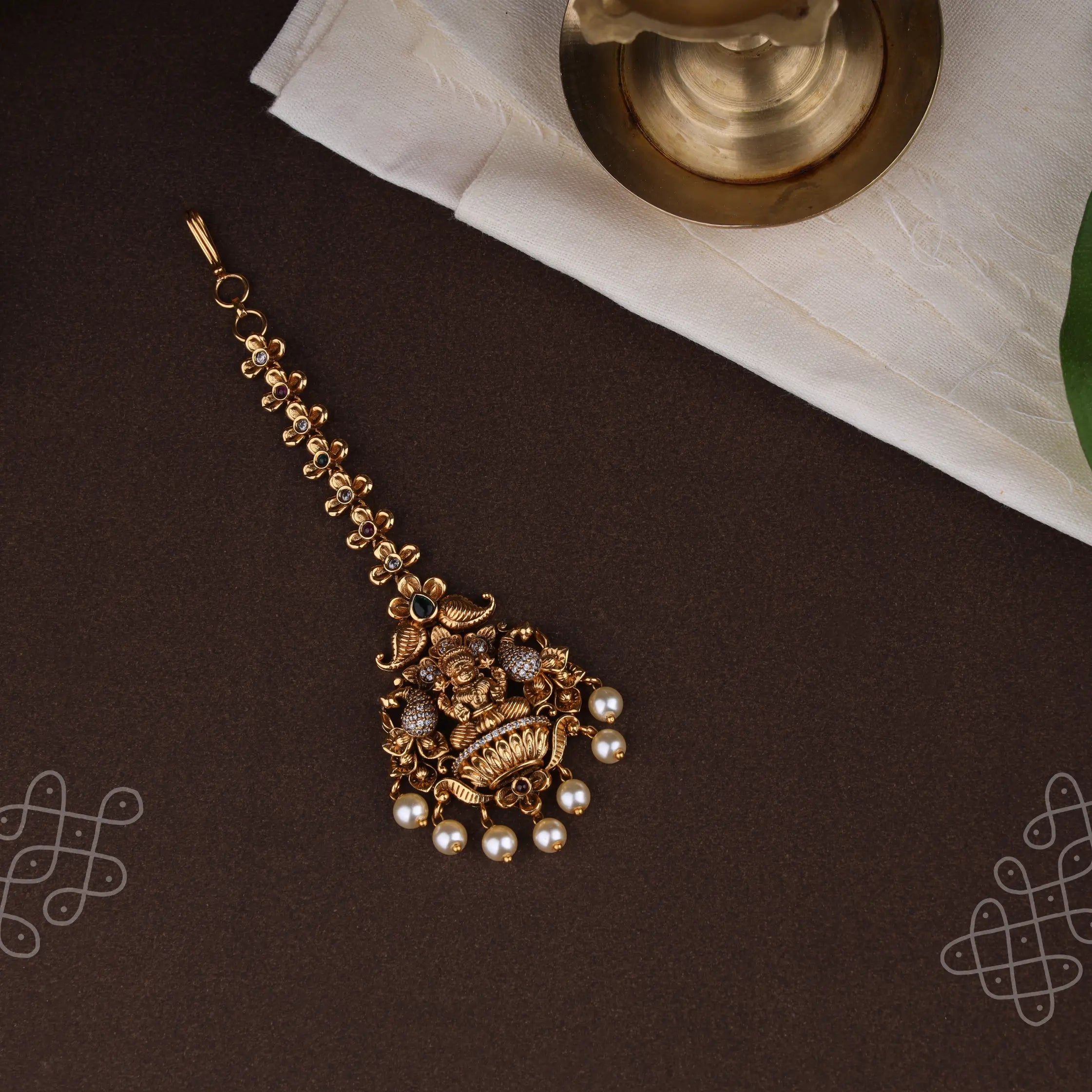 Antique maang tikka with pearl hangings