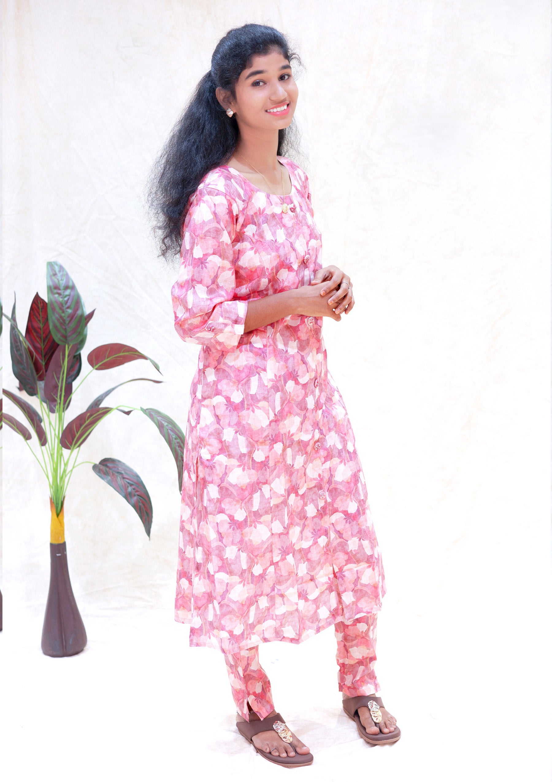 Kaaviya- Pink And White Ladies Readymade  semi linen Co-ord-set