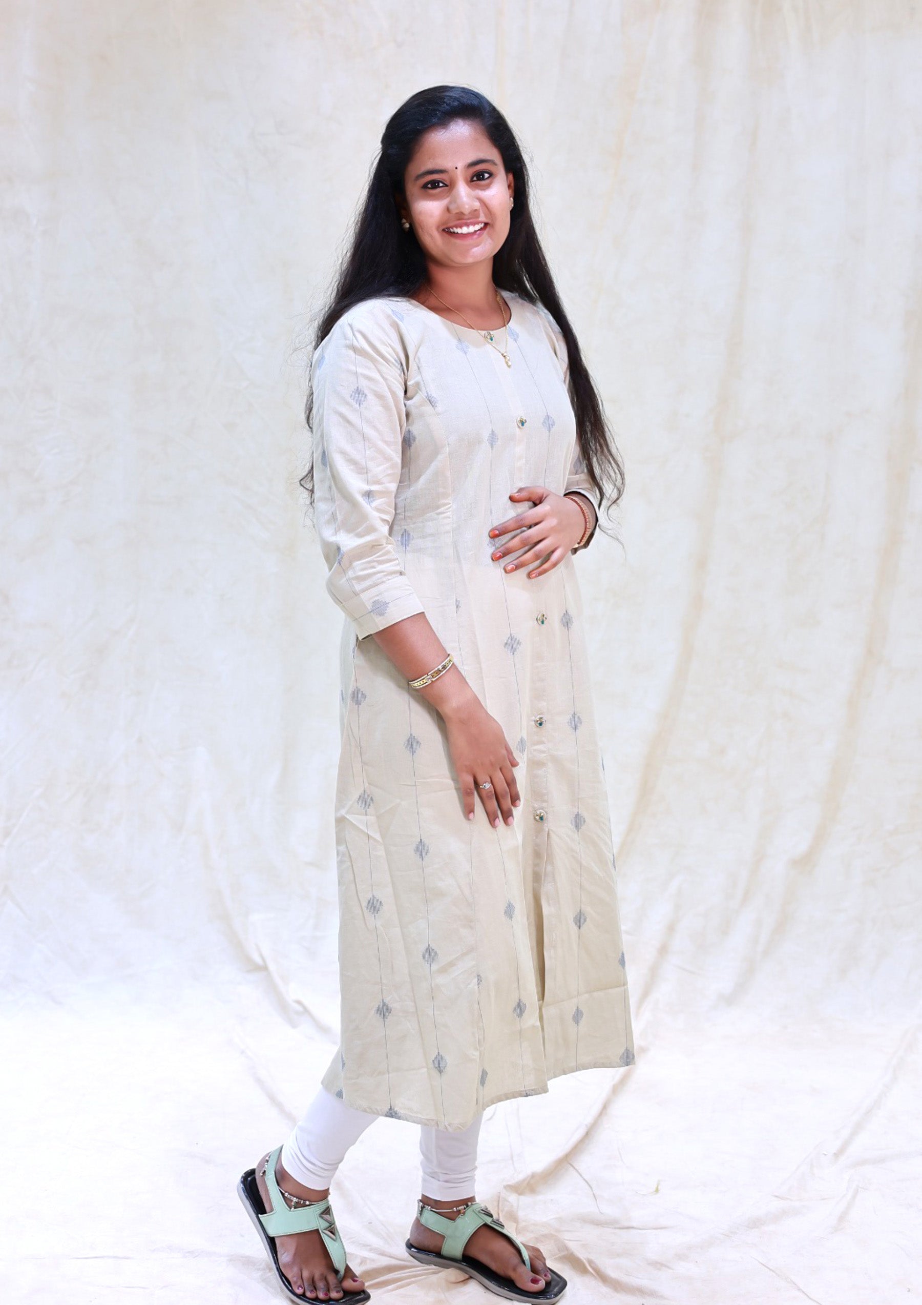 Thenmozhi-off-white Ladies Branded Umbrella Top Readymade