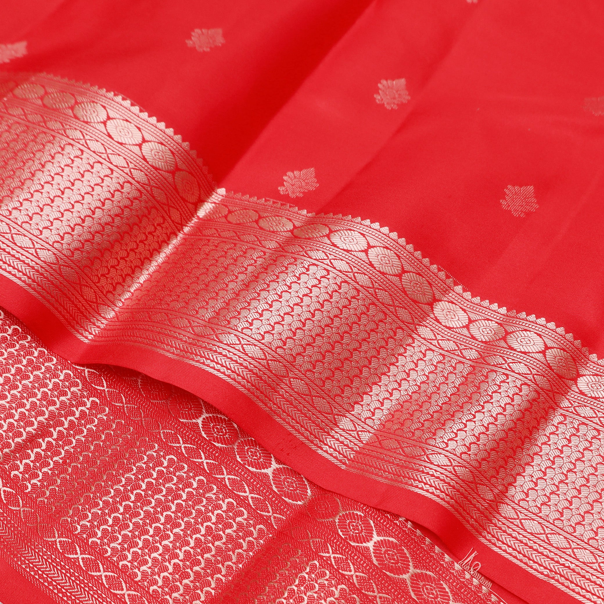 Red Colour Gold Zari Yuvana Semi Soft Silk Saree