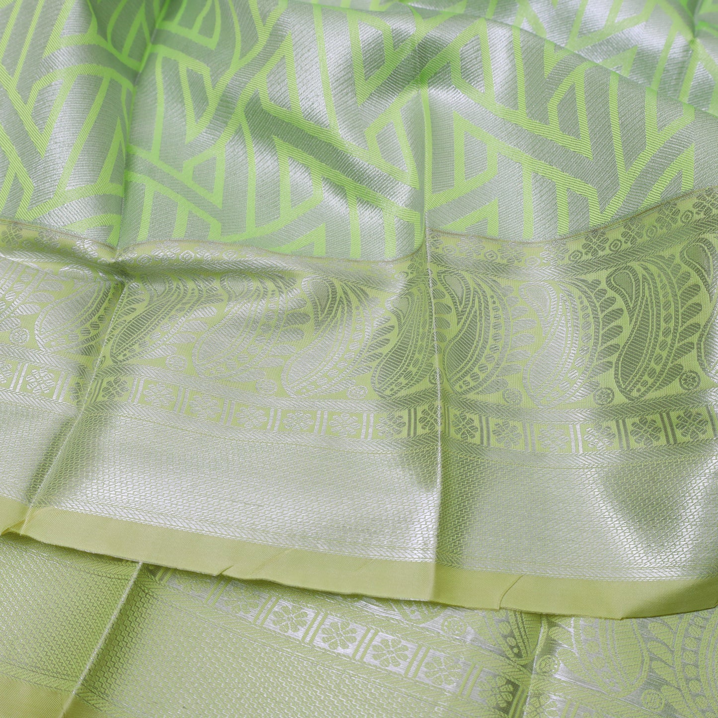 Green Floral Design Tissue Silk Saree
