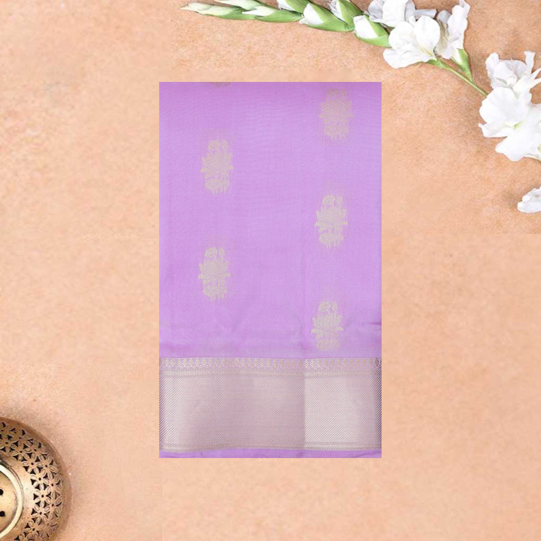 Light Purple  Colour Gold Zari Border Yuvana Semi Soft Silk Saree