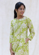 Vennila- Pista Green With White Ladies Branded Umbrella Top Readymade