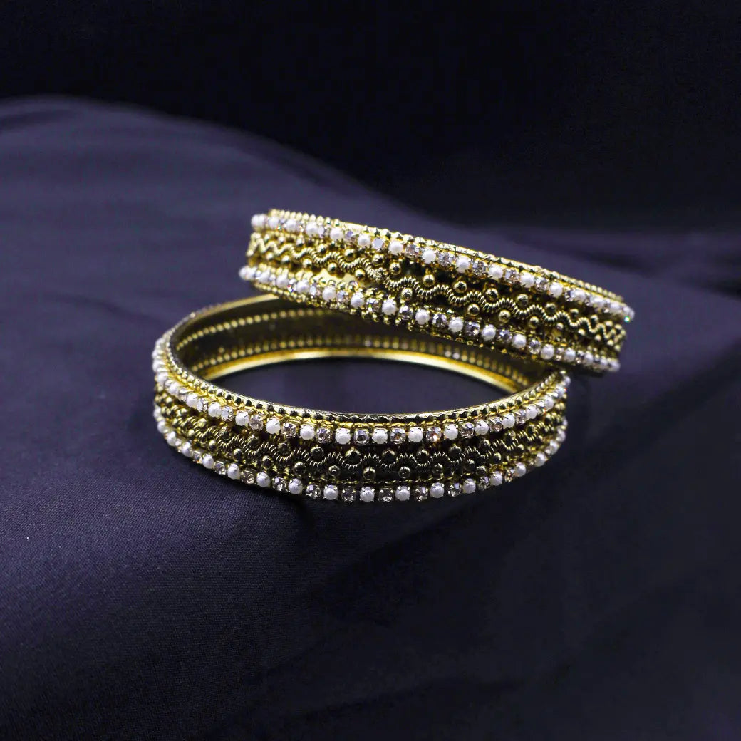 Pearl like bangles pair