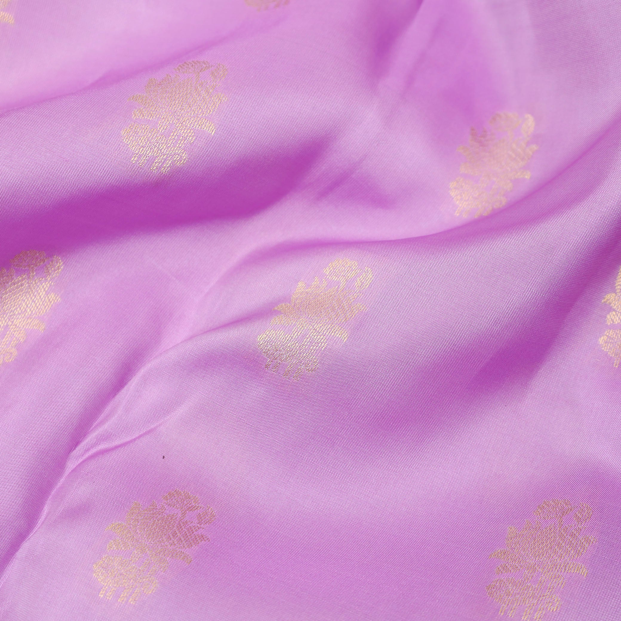 Light Purple  Colour Gold Zari Border Yuvana Semi Soft Silk Saree