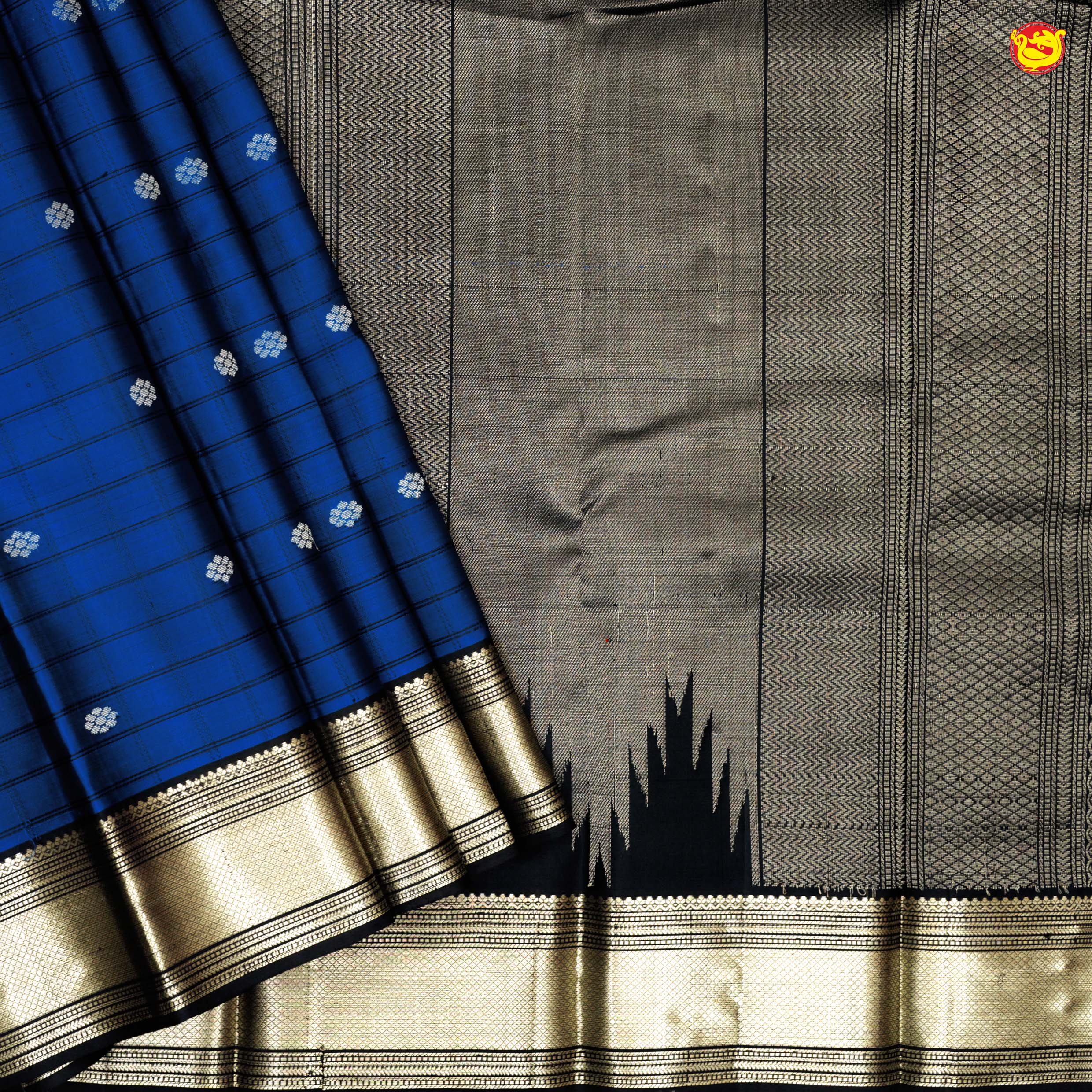 Blue and Black Gold Zari Pallu And Checks Floral Buttas Kanchipuram Soft Silk Saree - Thenianantham