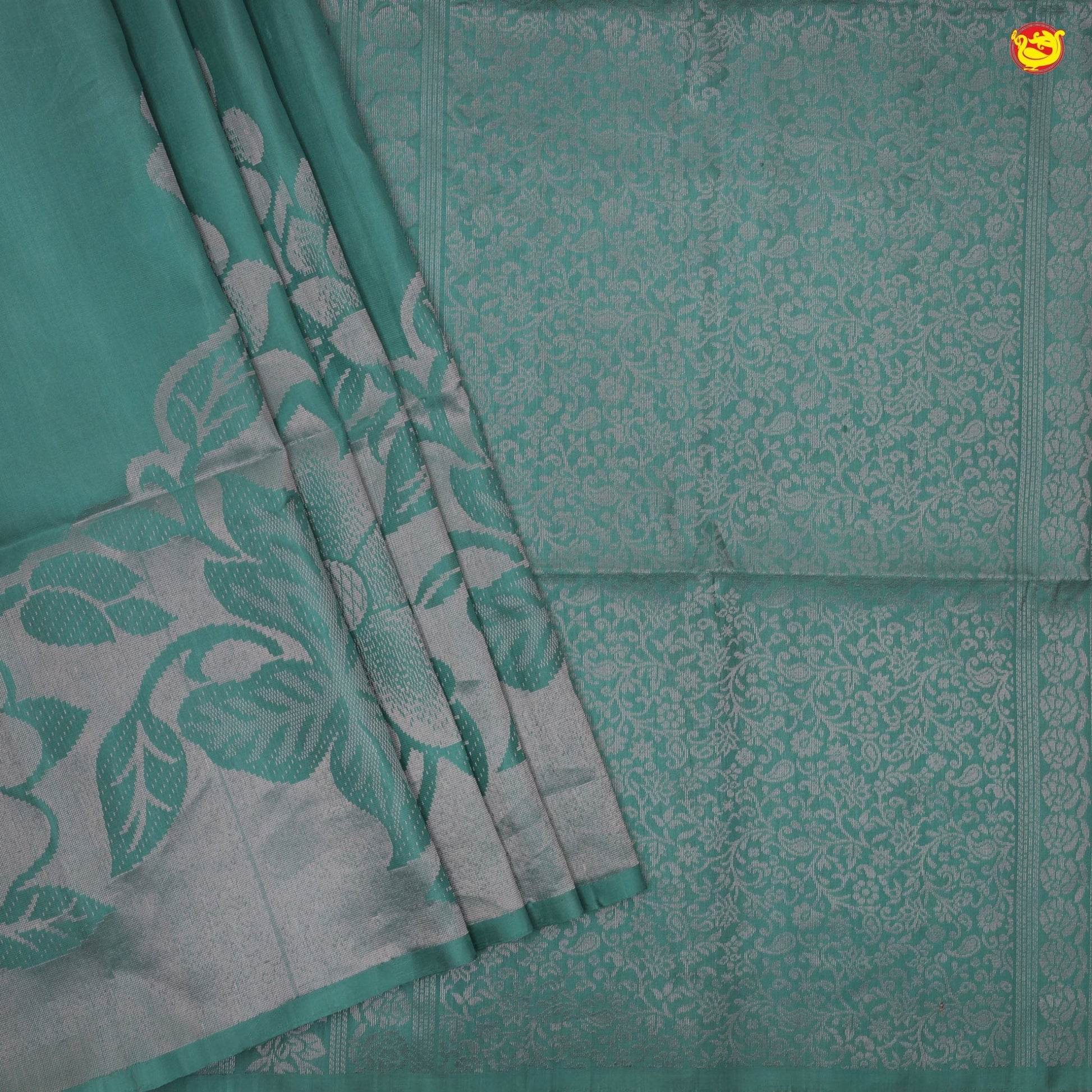 English green soft silk saree with silver zari - Thenianantham