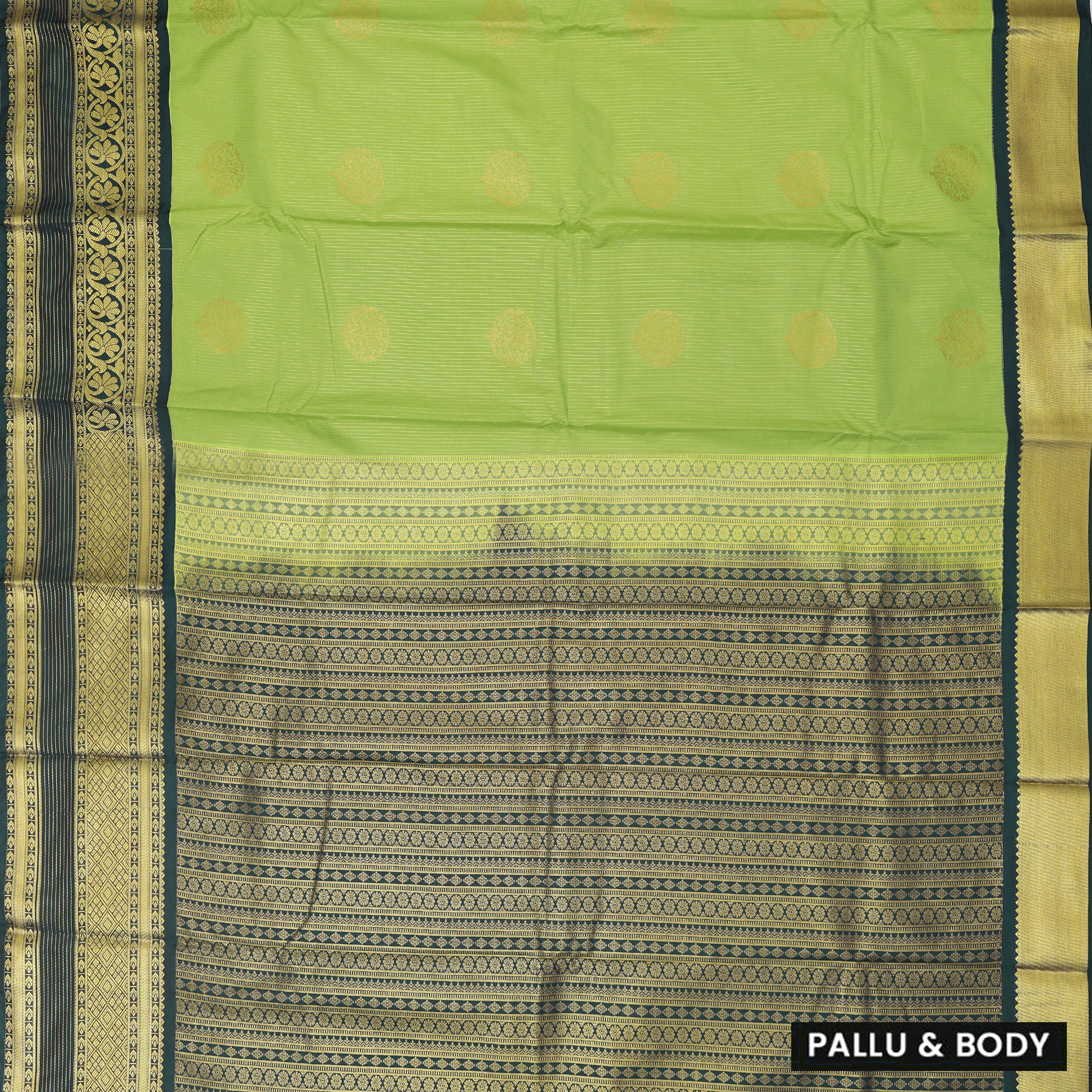 Green With Dark Green Vaira Oosi Silk Saree